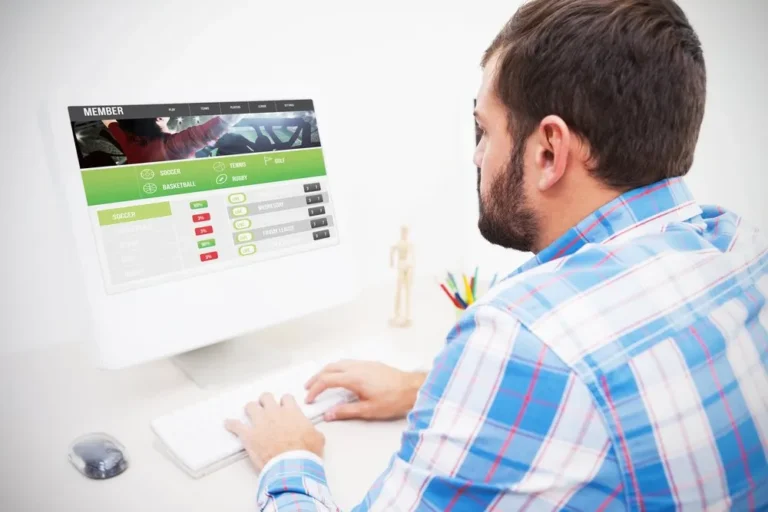 2026英超球队赔率图表，阿森纳领跑曼城紧追。